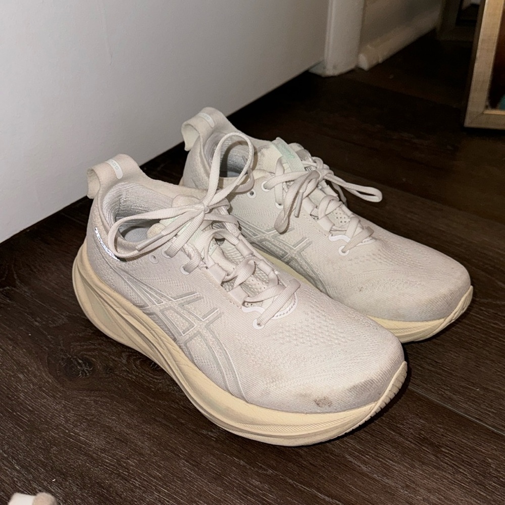 Womens ASICS Running Shoes